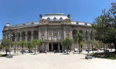 El Gobierno reconoció errores en la liquidación de sueldos a docentes e informó que efectivizará reintegros