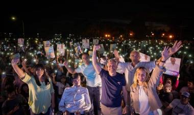 Con la presencia de Esteban Bullrich, Rogelio Frigerio llamó a "defender la democracia" en Gualeguaychú