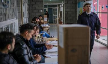 Treinta observadores supervisarán los comicios en seis provincias con el aval de Cámara Electoral.