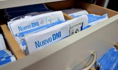 El Renaper lanzó el nuevo DNI electrónico con chip y código QR