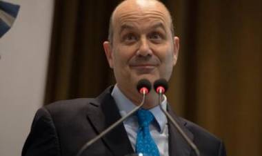 Nuevo proyecto oficial: Sturzenegger anticipó que el Gobierno enviará otra ley que elimina 160 regulaciones