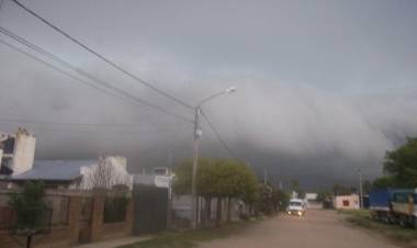 Rige un alerta meteorológico por tormentas y ocasional caída de granizo