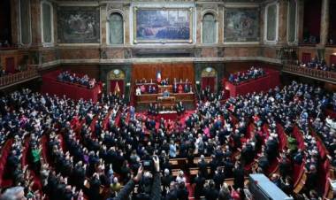 Francia: la justicia retirará la patria potestad en casos de incesto o violencia doméstica