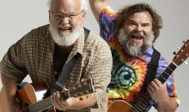 Tenacious D comparte el videoclip de su versión rockera de «…Baby One More Time» de Britney Spears