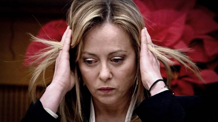 “Estupefacta” Giorgia Meloni arremetió contra una jueza que liberó a inmigrantes ilegales
