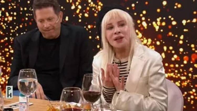 La salud de Charly García: "Está muerto en vida", así lo manifestó Nacha Guevara.