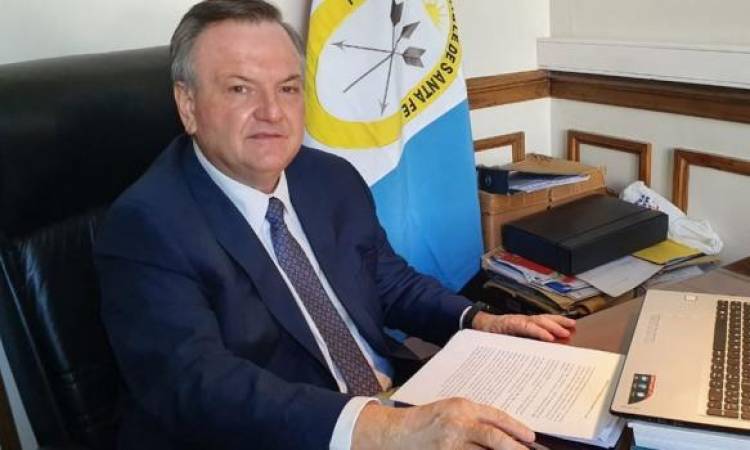 Michlig: "Estamos a favor de reducir el déficit pero no en las formas, eliminando subsidios a la educación y el transporte"