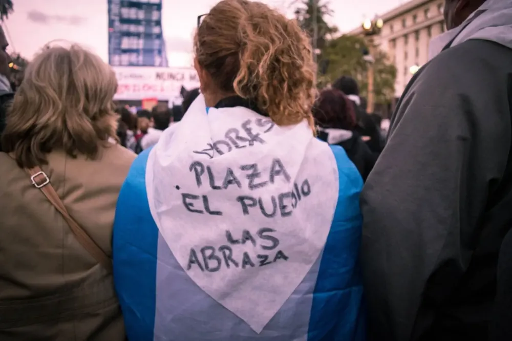 Convocan a la ciudadanía a reeditar en la Plaza San Martín las rondas de Madres y Abuelas