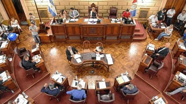 Asamblea Legislativa: luz verde para sólo 19 de los 48 pliegos enviados por Perotti