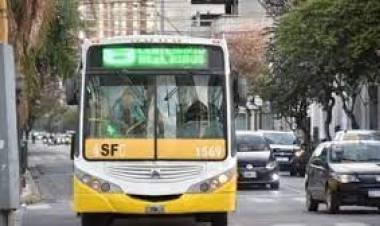 Fracasaron las negociaciones y no hay servicio de colectivos urbanos e interurbanos en Santa Fe y la región