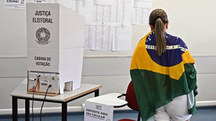 A casi un mes de terminado el balotaje, el partido de Bolsonaro insiste en anular la mayoría de los votos