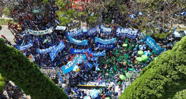 Santa Fe: los gremios docentes no fueron citados y ratifican el paro de martes 7 y miércoles 8