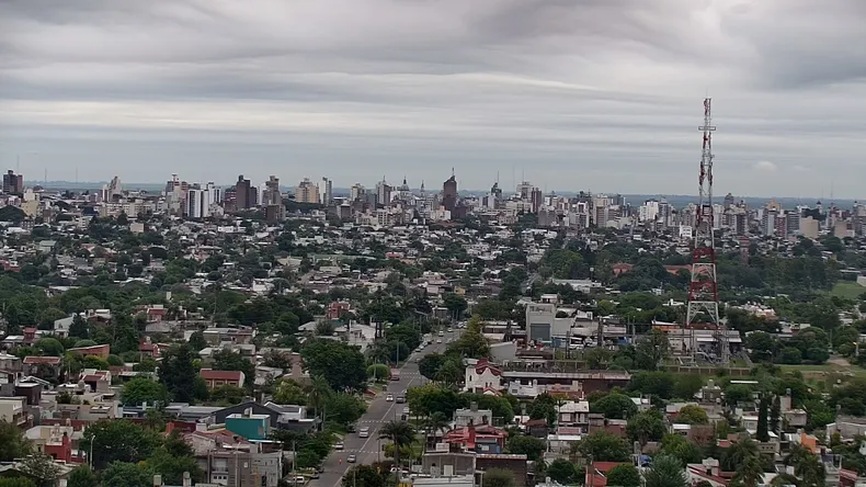 Anuncian tormentas en Entre Ríos: cuándo bajan temperaturas