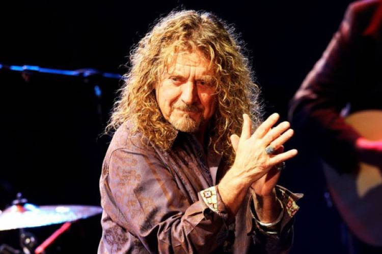 Robert Plant canta “Stairway to Heaven” de Led Zeppelin por primera vez en 16 años