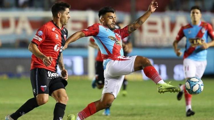 Colón afrontará un partido clave en Sarandí ante el descendido Arsenal