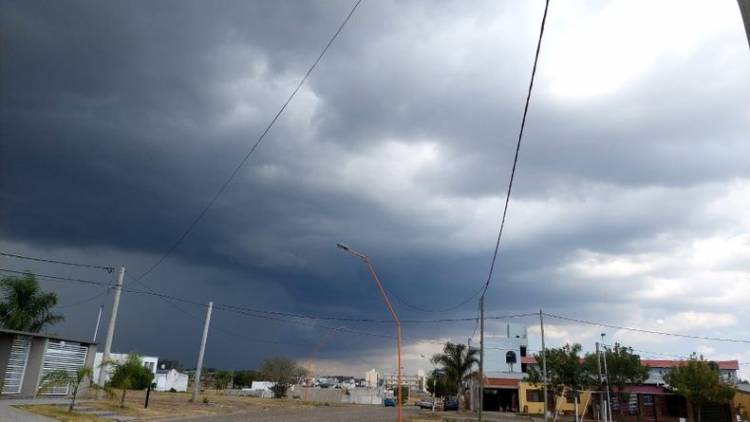 Tiempo en Entre Ríos: dónde habrá tormentas fuertes el lunes